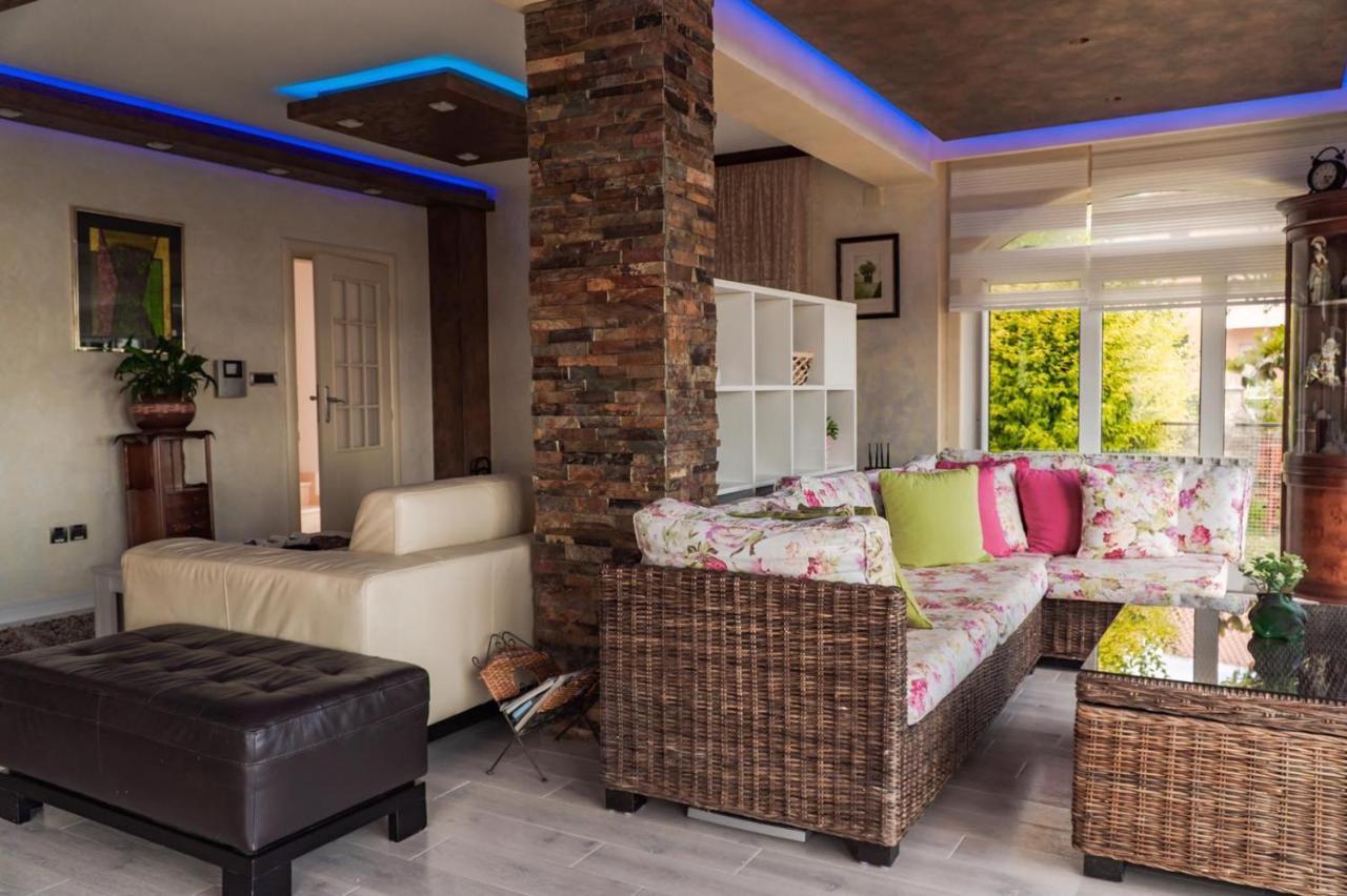 Villa Dragana Будва Екстериор снимка